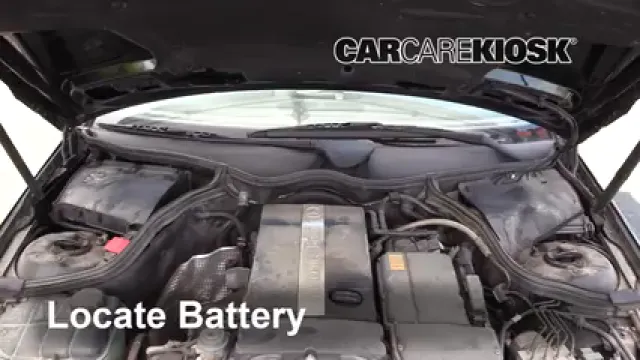 2003 Mercedes-Benz C230 Kompressor 1.8L 4 Cyl. Supercharged Coupe (2 Door) Batterie Changement